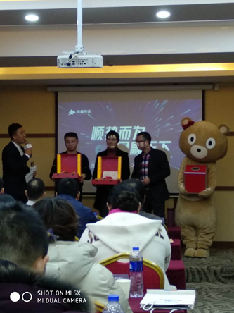 精品釉上彩牡丹瓷 精品釉上彩牡丹瓷